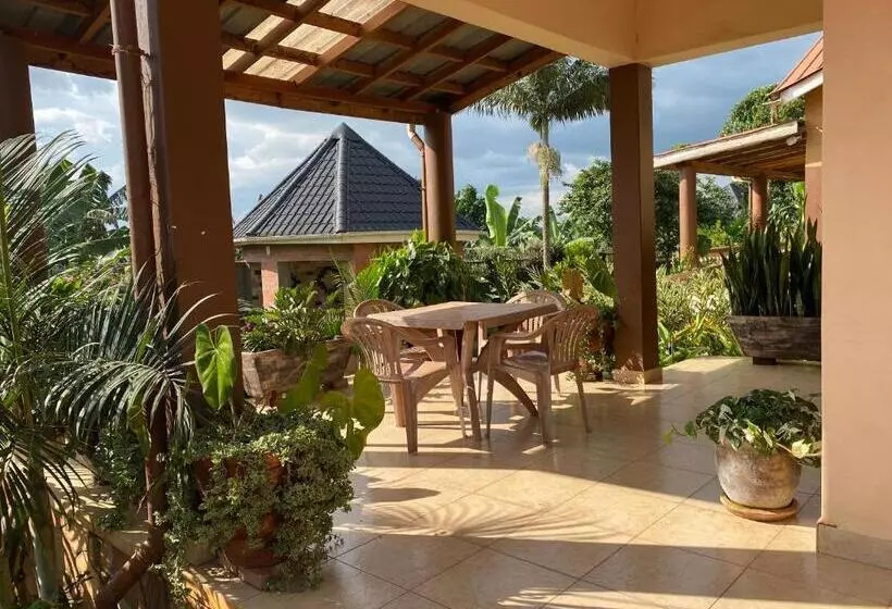 پانسیون Omukago Suites