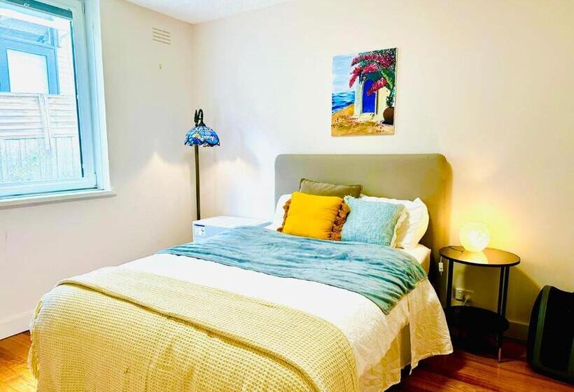 פנסיון Paddy S Gold Haven Hawthorn