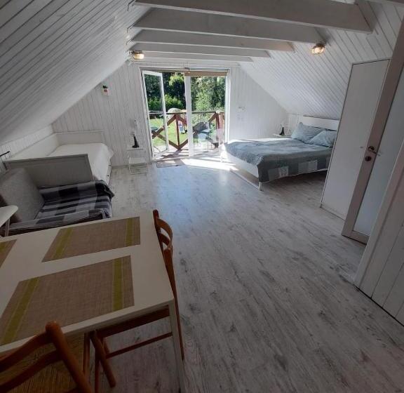 پانسیون Apartamenti Pie Jūras 5 Cilvēkiem, Otrā Stāvā