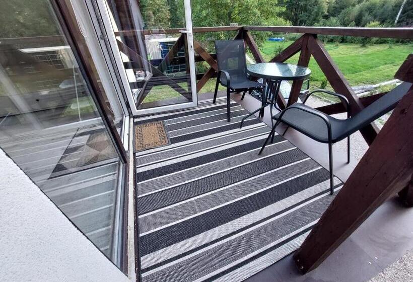 پانسیون Apartamenti Pie Jūras 5 Cilvēkiem, Otrā Stāvā