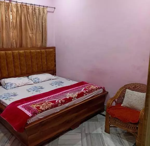 Majatalo Shri Hit Radha Mohan Dham