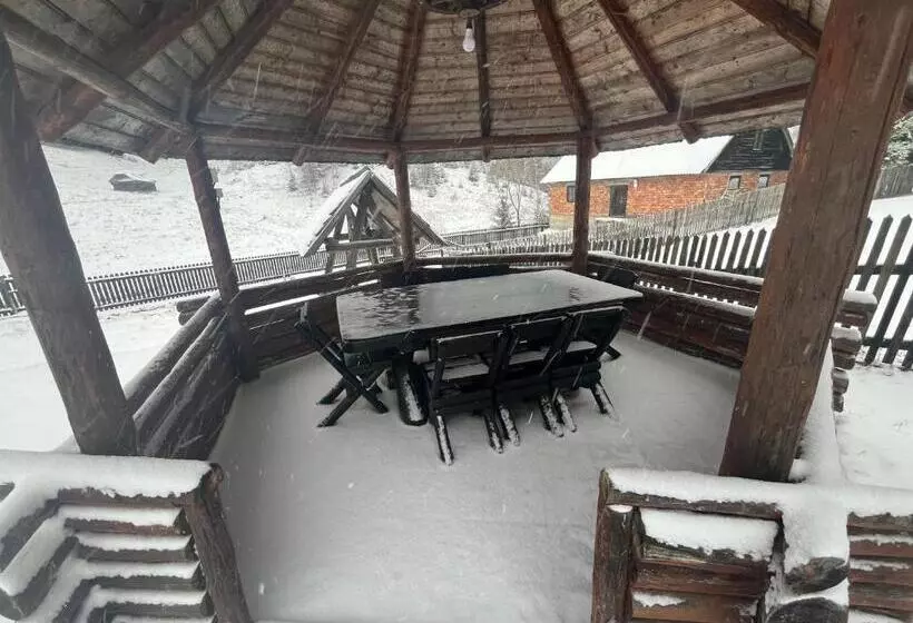 Pensiunea Valea Dorului