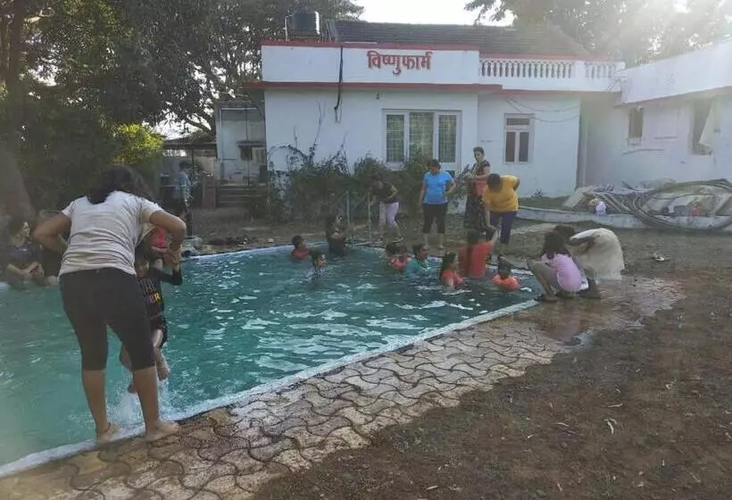 リゾートホテル Rashmi Greenland Agritourism Center,junnar