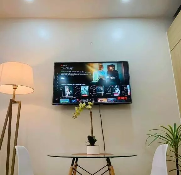 Trees Residences