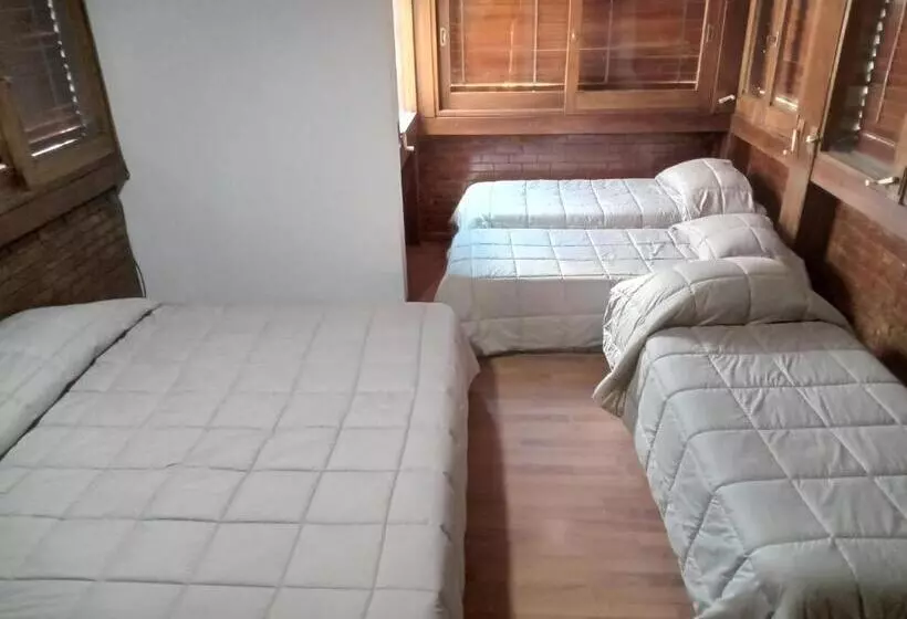 ベッドアンドブレックファースト Casa Roble
