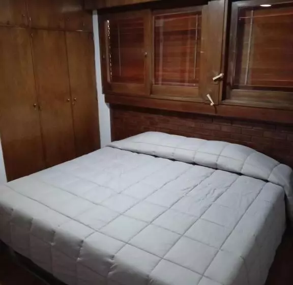 ベッドアンドブレックファースト Casa Roble