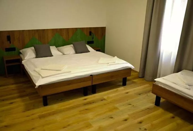 Aamiaismajoitus (B&B) Penzion Aurelia Donovaly