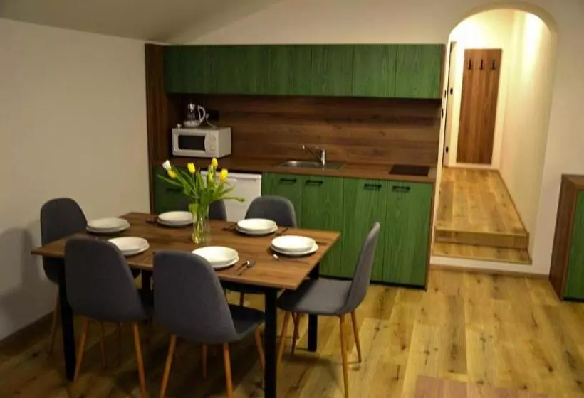 Aamiaismajoitus (B&B) Penzion Aurelia Donovaly