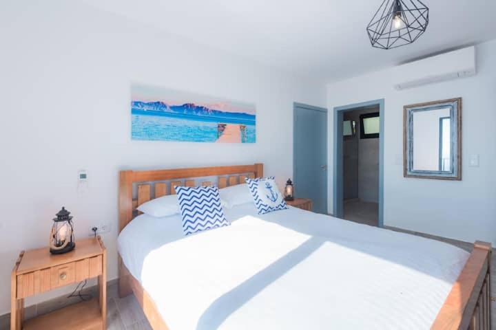 تختخواب و صبحانه Superb Sea View