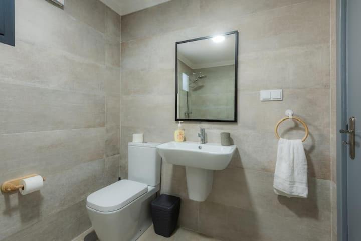 تختخواب و صبحانه Superb Sea View