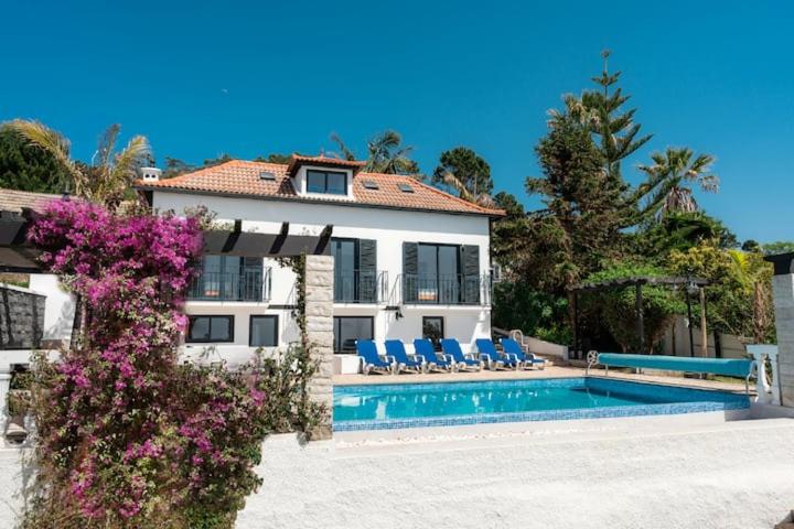 تختخواب و صبحانه Superb Sea View