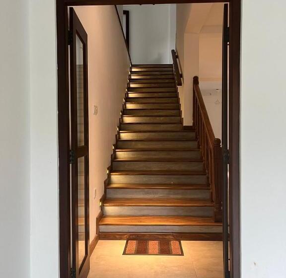 צימר Tropical Retreat Villa