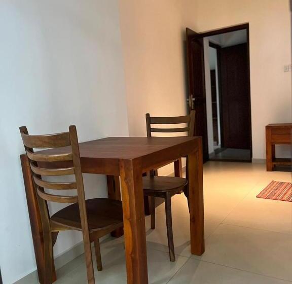 צימר Tropical Retreat Villa