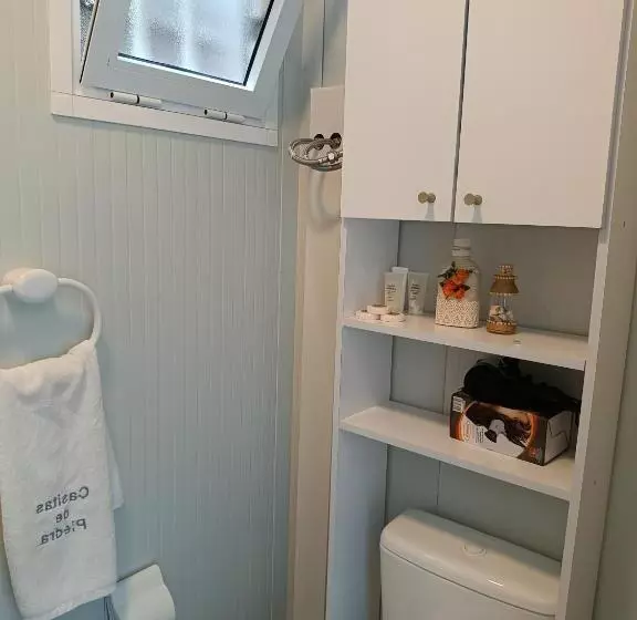 Casita De Piedra 12 Y 13