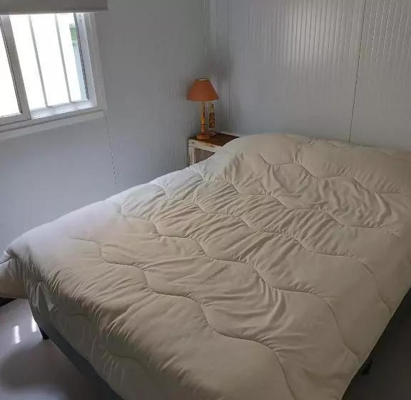 Casita De Piedra 12 Y 13