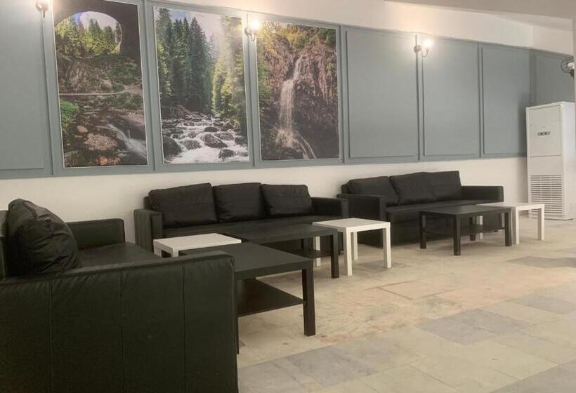 호텔 мотел тихия кът