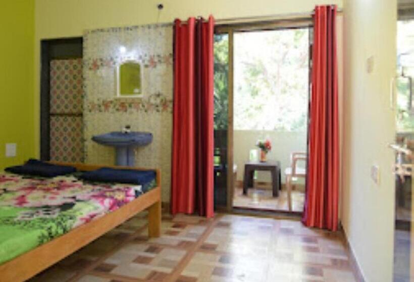 בית מלון כפרי Chandrashobha Homestay, Malvan