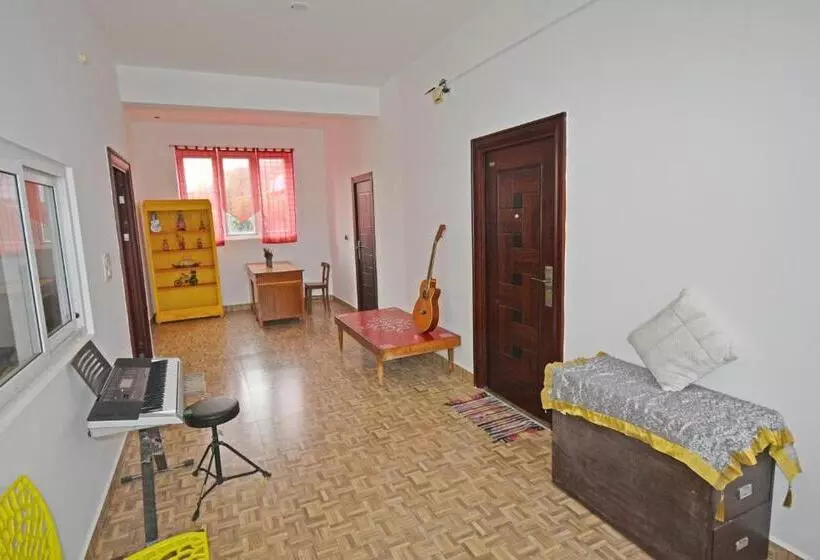 ホテル Cozy Vacation Home
