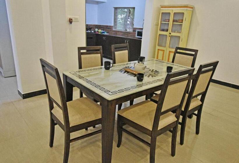 Hotel Cozy Vacation Home