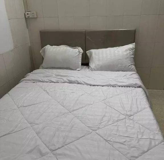 ホテル Everest Guest House