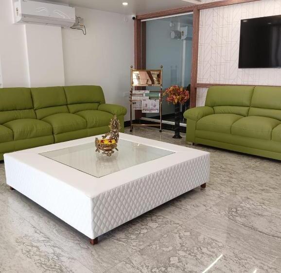 فندق Grand Villa