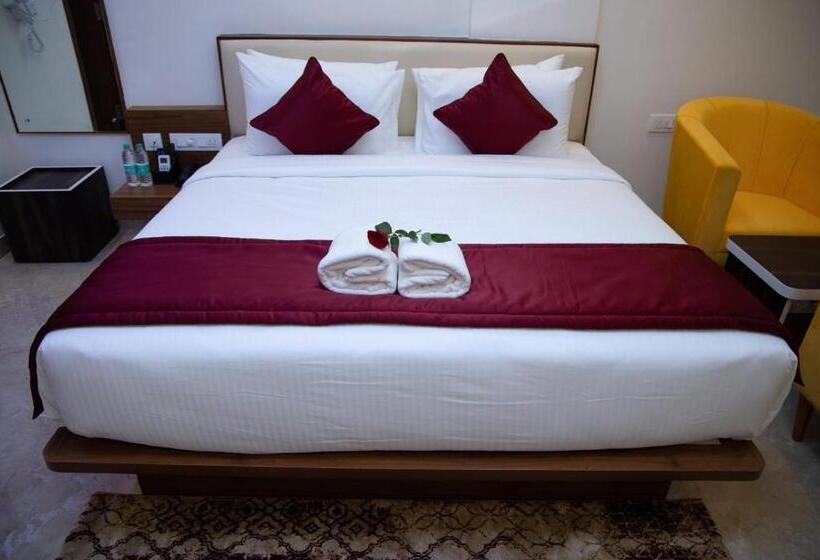 فندق Grand Villa