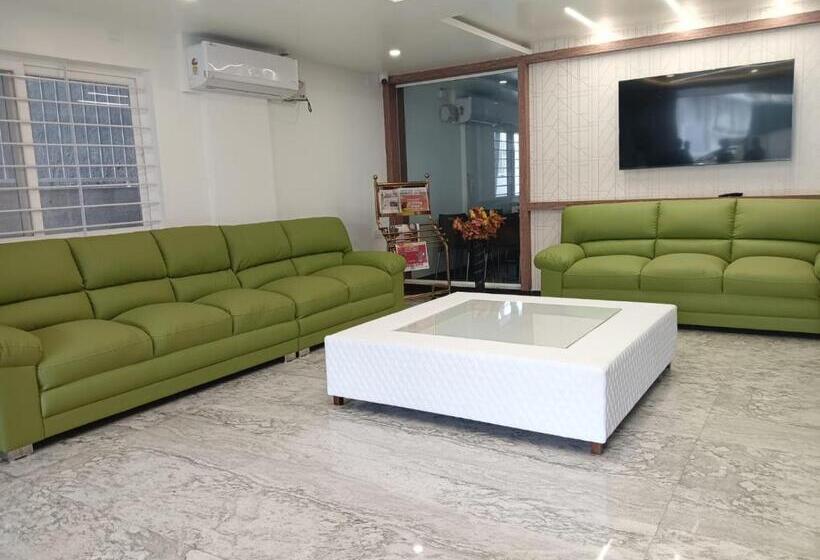 فندق Grand Villa