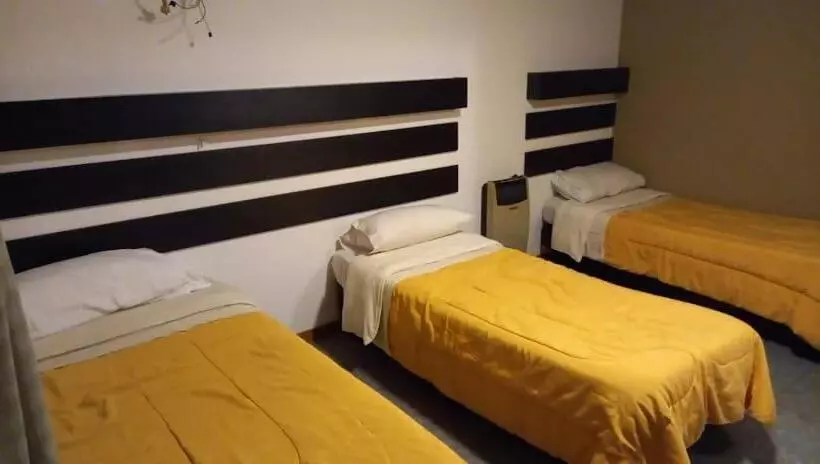 ホテル Hostel Los Andes