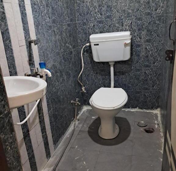 ホテル New Samrat