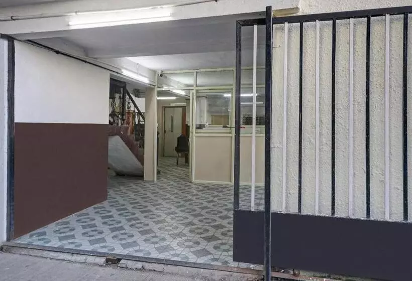 ホテル O Sai Avenue