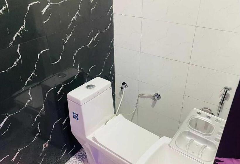 فندق Oyo Uday Grand