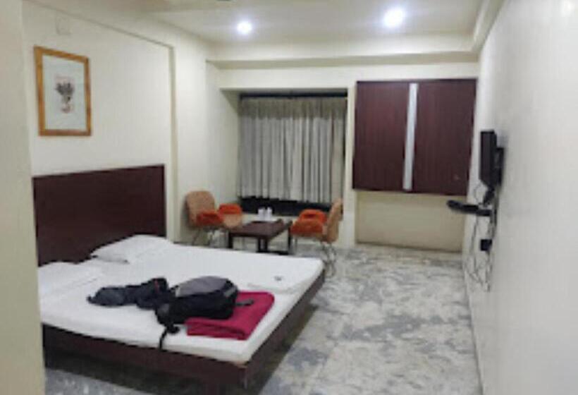 فندق Rahi Inn, Vadodara