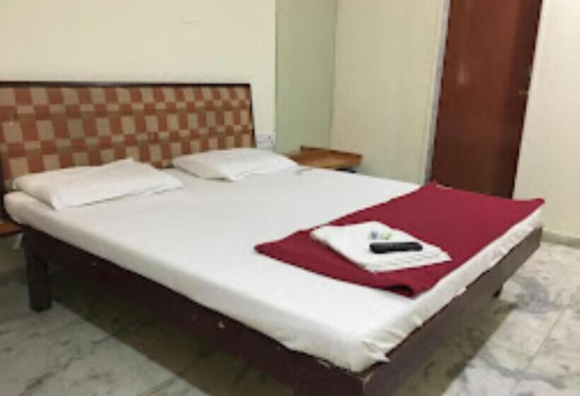 فندق Rahi Inn, Vadodara