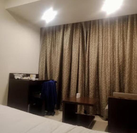 فندق Rahi Inn, Vadodara