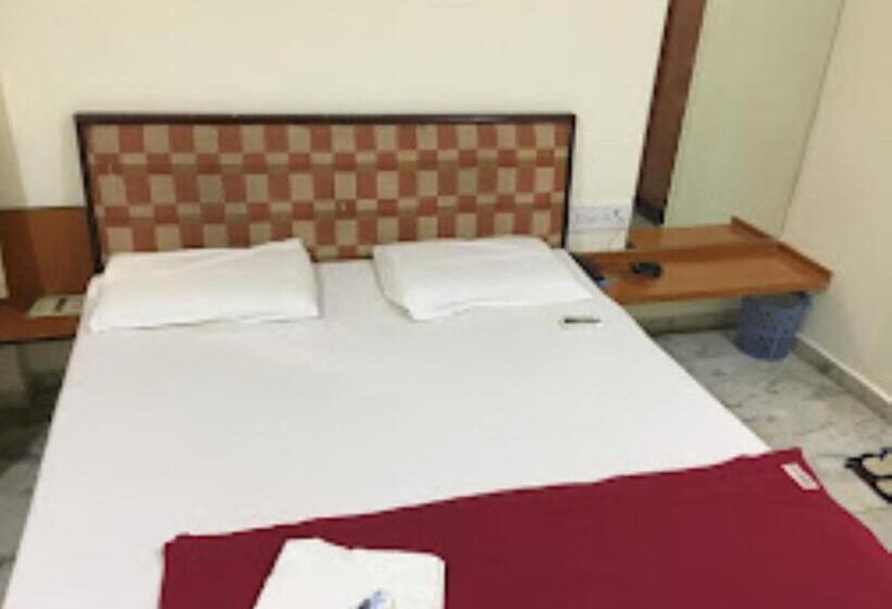 فندق Rahi Inn, Vadodara