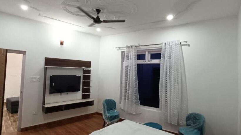 Hotel The Green Valley