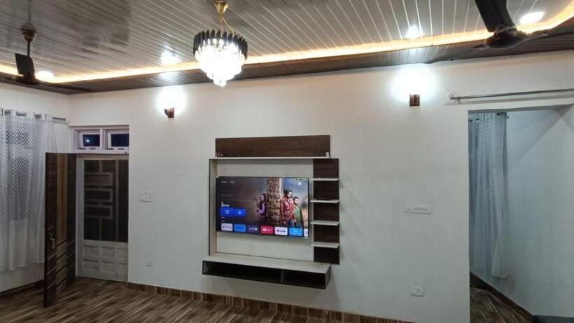 Hotel The Green Valley