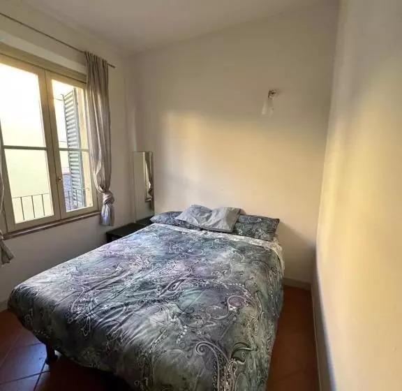 ペンション Asaproom Modena Centro