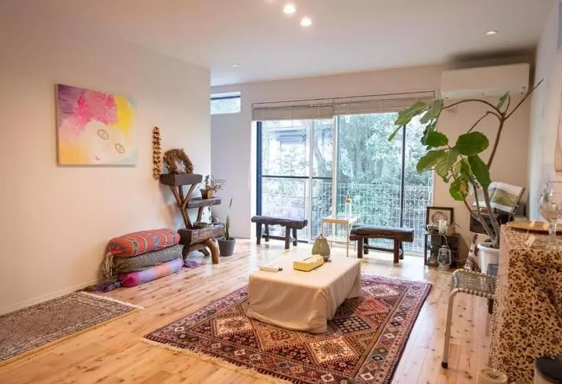 Majatalo Gesthouse Better Half