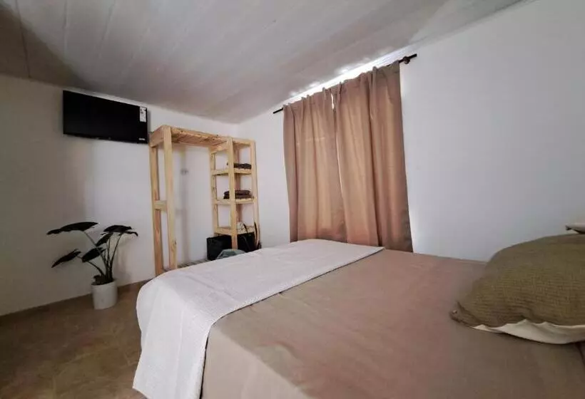 Majatalo Hostal El Soleado