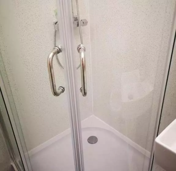 پانسیون Tanta Flat Near Victoria Station