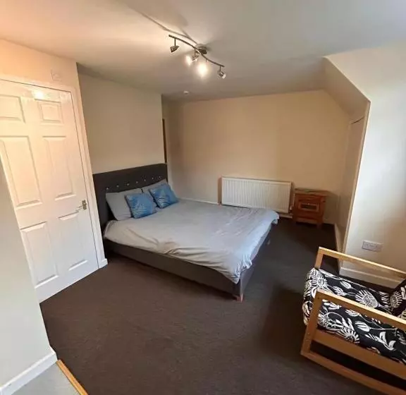 پانسیون The Nook