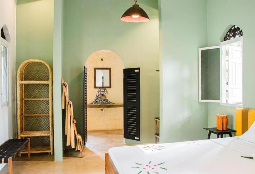 Resort Headspace Ahangama