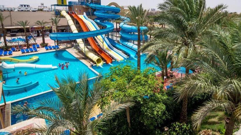 استراحتگاه Mirage Bay Hotel Beach And Aqua Park #apartment