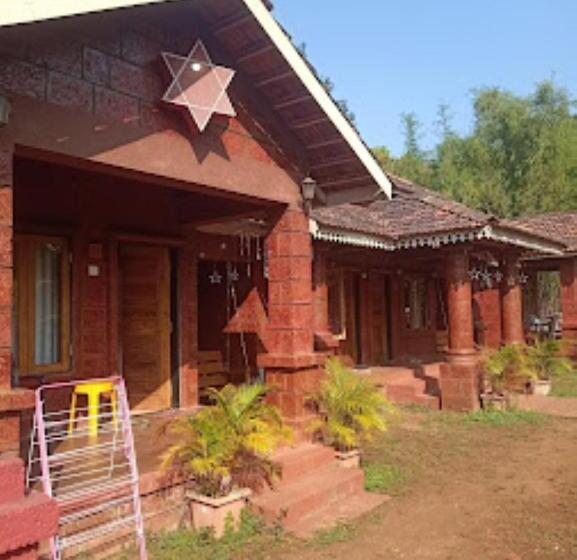 Tarangan Resort Chiplun