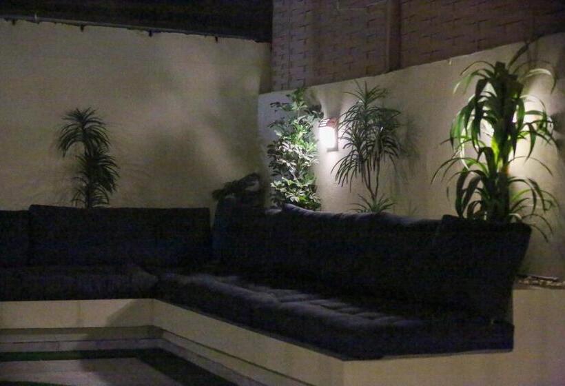 شاليه ومنتجع كادي أنيق وفخم بجلسات خارجيه