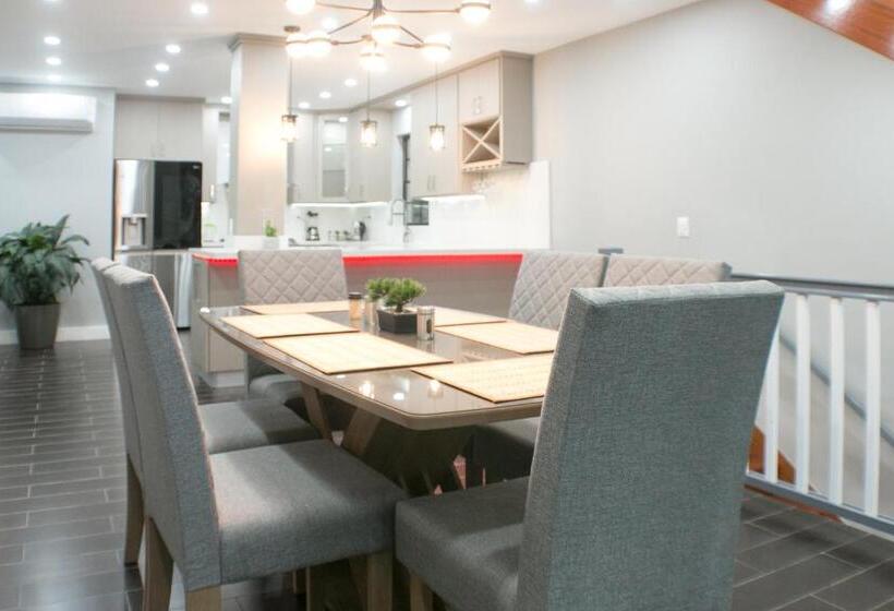 هاستل Hostal Real San Jose