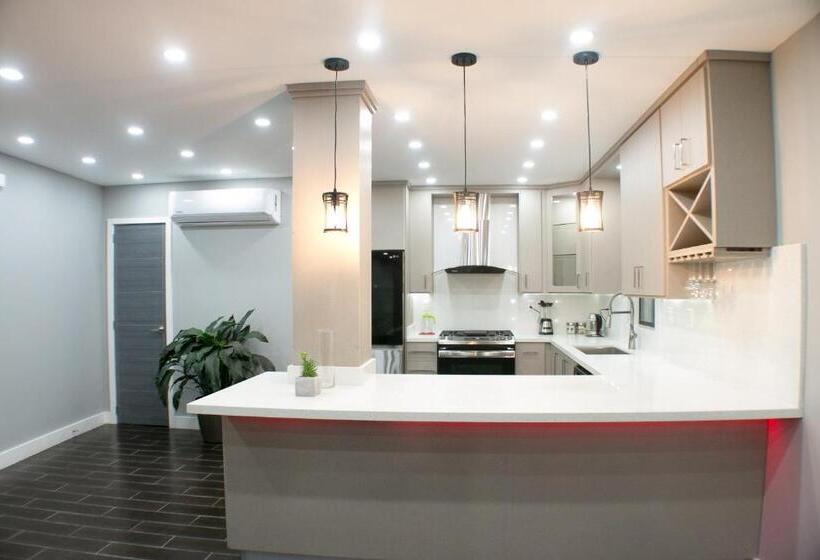 هاستل Hostal Real San Jose