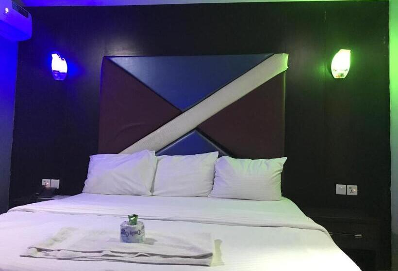 Bayview Mansion Hotel And Suites