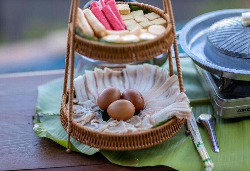 مبيت وإفطار Oasis Phamee